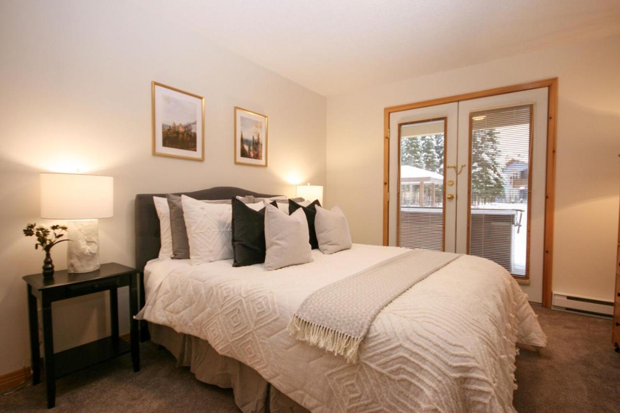 Crystal Forest 2Br Ski In Ski Out With Private Hot Tub Sun Peaks Dış mekan fotoğraf