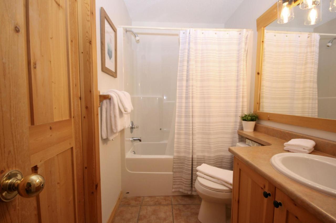 Crystal Forest 2Br Ski In Ski Out With Private Hot Tub Sun Peaks Dış mekan fotoğraf
