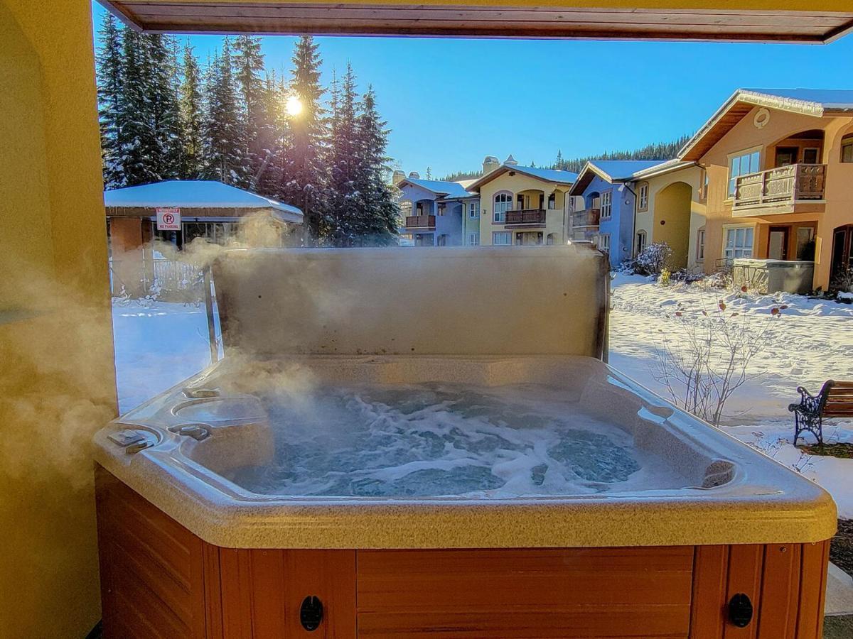 Crystal Forest 2Br Ski In Ski Out With Private Hot Tub Sun Peaks Dış mekan fotoğraf