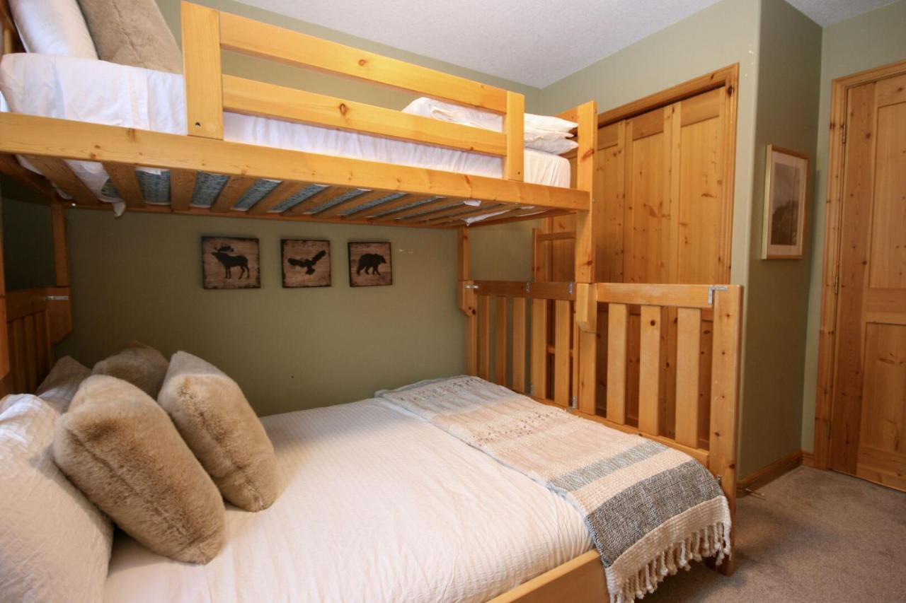 Crystal Forest 2Br Ski In Ski Out With Private Hot Tub Sun Peaks Dış mekan fotoğraf